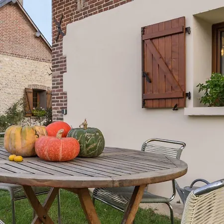 Aux 3 Nids Fleuris Casa de Férias